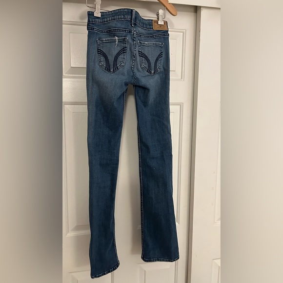 Hollister | Low Rise 0R Bootcut Jeans - Picture 8 of 16
